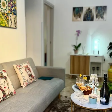 Апартаменты La Dimora Di Anna E Ciccio Кастельдачча